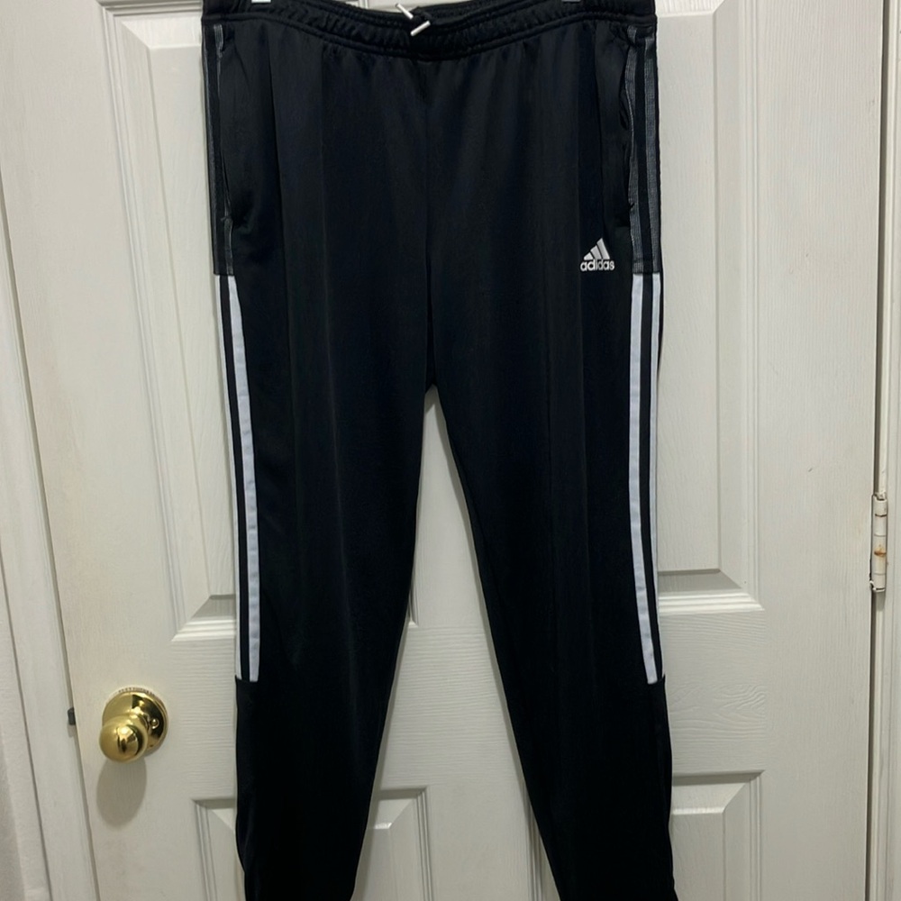 Adidas Aeroready Joggers Track Pants Sweatpants Warmup Exercise Soccer Pants EUC